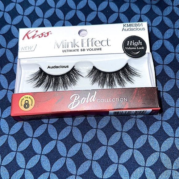 Mink Eyelashes anyone? These are brand new never opened! (3) for the $5 - Picture 4 of 5